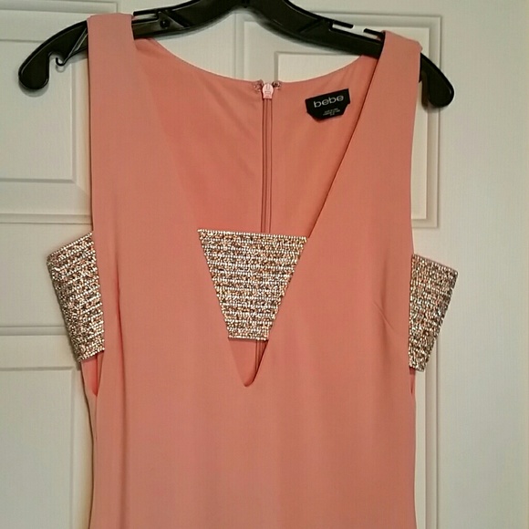 Dress - Picture 2 of 4